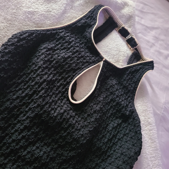 Anne Klein Black Textured And Tan One Piece  Bathing Suit - Picture 8 of 16